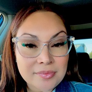 Meet your Posher, Paulina